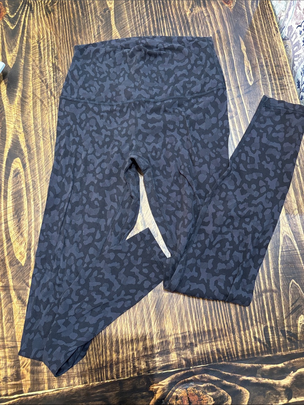 Lululemon High-Waist Black Patterned Leggings
